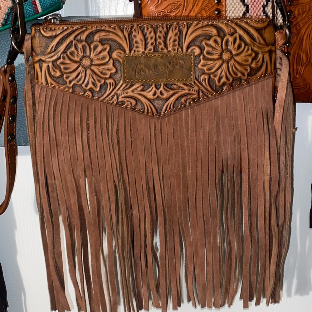 Wrangler crossbody